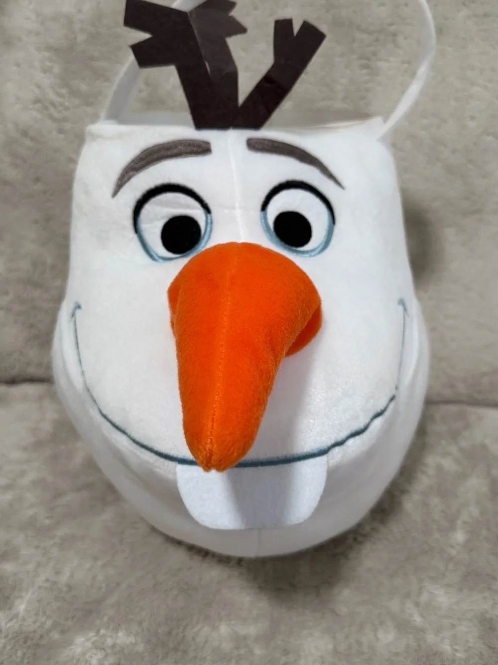Disney Frozen Olaf Plush Hanging Basket Storage Bin White/Orange